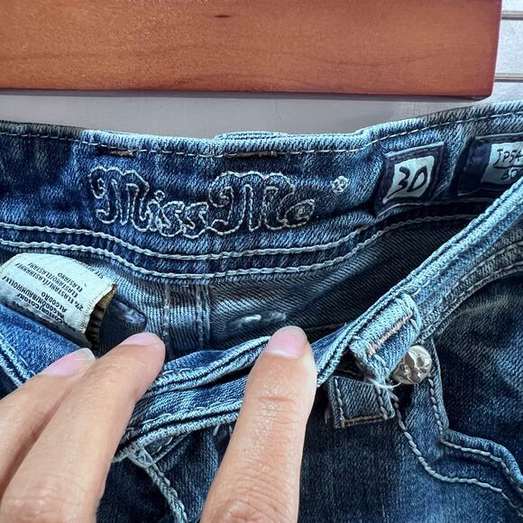Miss Me Jeans Womens Bootcut Jeans with Embellished  Embroidered Back Pockets 30 - Picture 8 of 15
